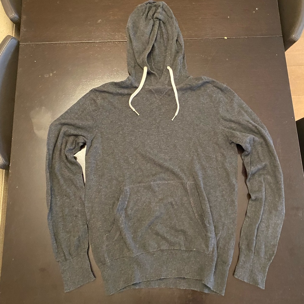 H&M Men’s Gray Knit / Hoodie